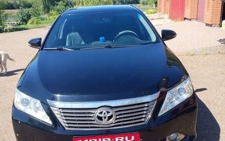 Toyota Camry, 2014 год, 1 600 000 рублей, 2 фотография