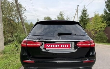 Mercedes-Benz E-Класс, 2020 год, 2 990 000 рублей, 5 фотография