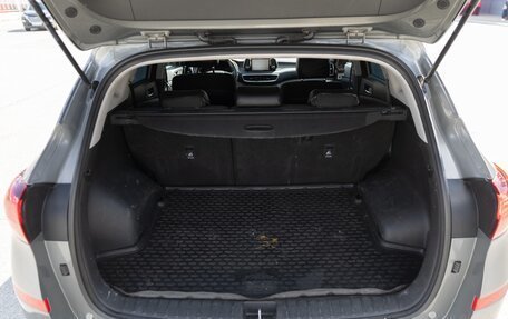 Hyundai Tucson III, 2018 год, 2 100 000 рублей, 13 фотография
