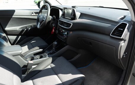 Hyundai Tucson III, 2018 год, 2 100 000 рублей, 17 фотография