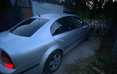 Skoda Superb III рестайлинг, 2003 год, 380 000 рублей, 14 фотография