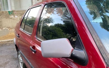Volkswagen Vento, 1995 год, 130 000 рублей, 8 фотография