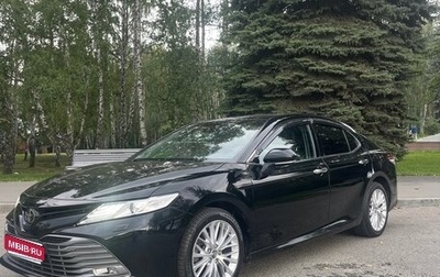 Toyota Camry, 2019 год, 2 850 000 рублей, 1 фотография