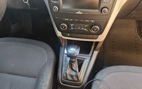 Skoda Yeti I рестайлинг, 2011 год, 530 000 рублей, 8 фотография