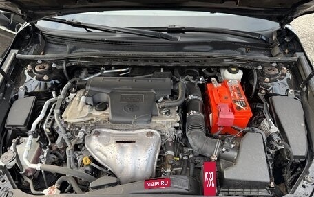 Toyota Camry, 2019 год, 2 800 000 рублей, 13 фотография