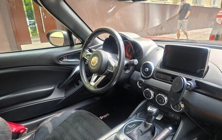 Fiat 124 Spider I, 2017 год, 3 450 000 рублей, 4 фотография