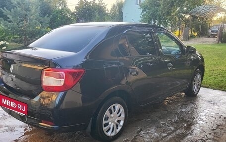 Renault Logan II, 2016 год, 800 000 рублей, 4 фотография
