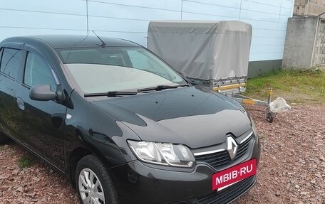 Renault Logan II, 2016 год, 800 000 рублей, 2 фотография