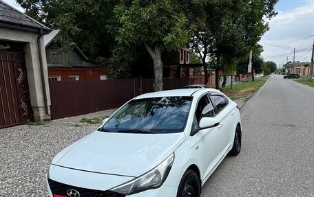 Hyundai Solaris II рестайлинг, 2018 год, 630 000 рублей, 5 фотография