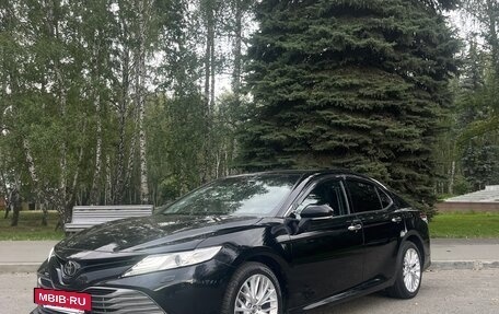 Toyota Camry, 2019 год, 2 850 000 рублей, 5 фотография