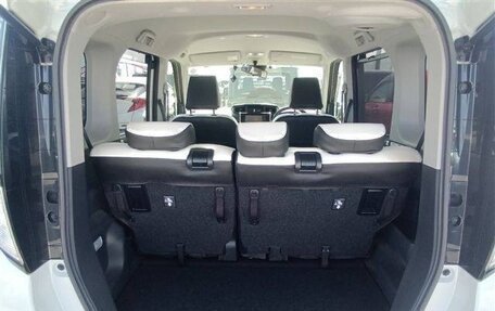 Toyota Roomy I, 2021 год, 1 500 000 рублей, 11 фотография