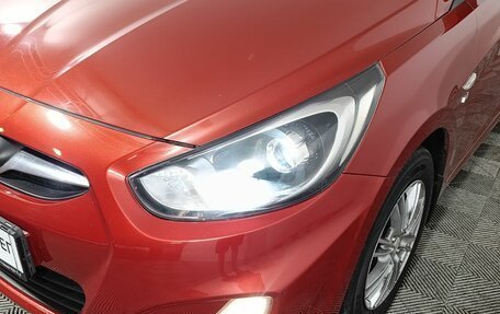 Hyundai Solaris II рестайлинг, 2012 год, 800 000 рублей, 21 фотография