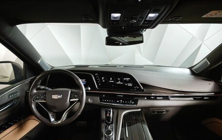 Cadillac Escalade V, 2021 год, 8 999 000 рублей, 14 фотография