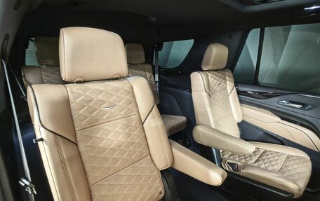 Cadillac Escalade V, 2021 год, 8 999 000 рублей, 17 фотография