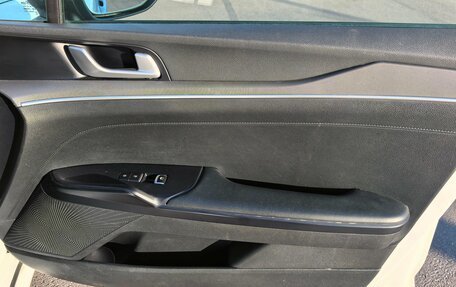 KIA K5, 2020 год, 1 650 000 рублей, 17 фотография