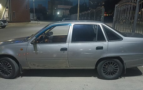 Daewoo Nexia I рестайлинг, 2013 год, 150 000 рублей, 10 фотография