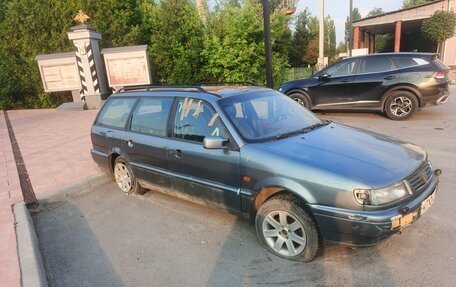 Volkswagen Passat B4, 1994 год, 65 000 рублей, 3 фотография