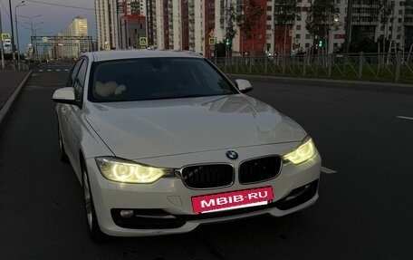 BMW 3 серия, 2013 год, 1 200 000 рублей, 7 фотография