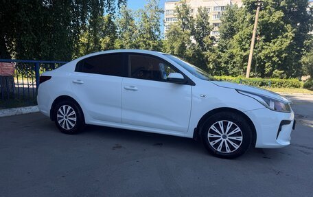KIA Rio IV, 2019 год, 980 000 рублей, 18 фотография