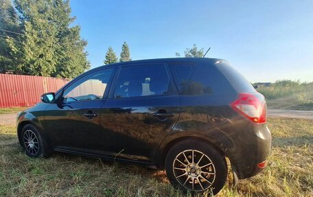KIA cee'd I рестайлинг, 2011 год, 750 000 рублей, 5 фотография