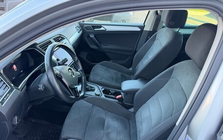 Volkswagen Tiguan II, 2018 год, 2 850 000 рублей, 8 фотография