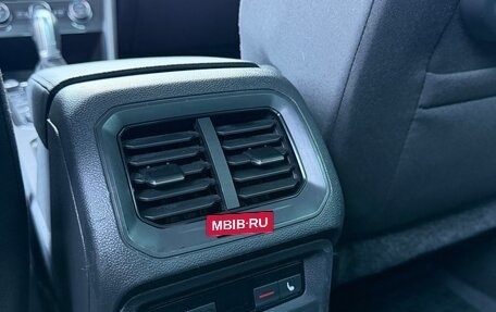 Volkswagen Tiguan II, 2018 год, 2 850 000 рублей, 22 фотография