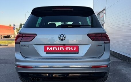 Volkswagen Tiguan II, 2018 год, 2 850 000 рублей, 24 фотография