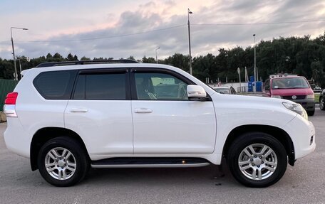 Toyota Land Cruiser Prado 150 рестайлинг 2, 2013 год, 3 000 000 рублей, 4 фотография