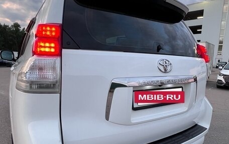 Toyota Land Cruiser Prado 150 рестайлинг 2, 2013 год, 3 000 000 рублей, 7 фотография