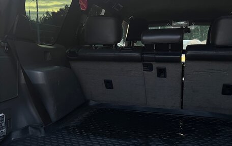Toyota Land Cruiser Prado 150 рестайлинг 2, 2013 год, 3 000 000 рублей, 22 фотография