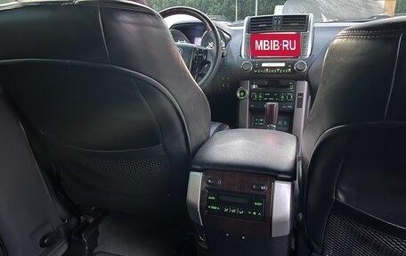 Toyota Land Cruiser Prado 150 рестайлинг 2, 2013 год, 3 000 000 рублей, 19 фотография