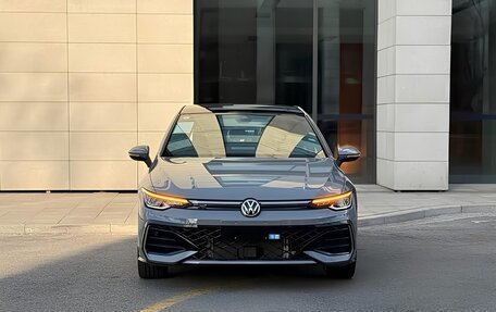Volkswagen Golf VIII, 2023 год, 2 090 000 рублей, 1 фотография