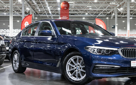BMW 5 серия, 2019 год, 3 169 700 рублей, 4 фотография