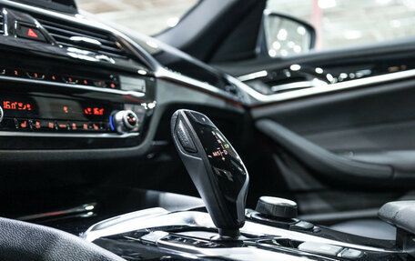 BMW 5 серия, 2019 год, 3 169 700 рублей, 17 фотография