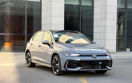 Volkswagen Golf VIII, 2023 год, 2 090 000 рублей, 3 фотография