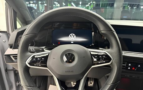 Volkswagen Golf VIII, 2023 год, 2 090 000 рублей, 9 фотография