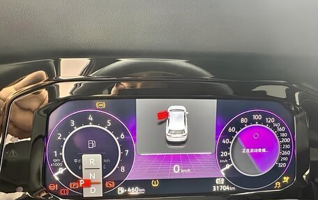 Volkswagen Golf VIII, 2023 год, 2 090 000 рублей, 10 фотография