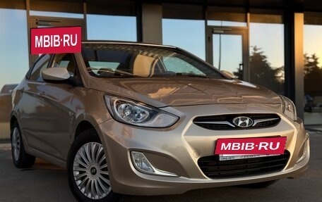 Hyundai Solaris II рестайлинг, 2012 год, 855 000 рублей, 2 фотография