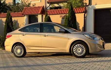 Hyundai Solaris II рестайлинг, 2012 год, 855 000 рублей, 10 фотография