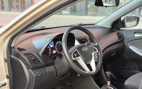 Hyundai Solaris II рестайлинг, 2012 год, 855 000 рублей, 26 фотография