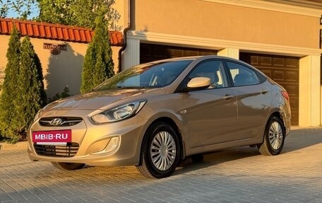 Hyundai Solaris II рестайлинг, 2012 год, 855 000 рублей, 8 фотография