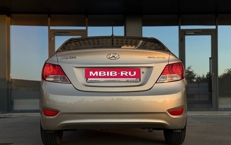 Hyundai Solaris II рестайлинг, 2012 год, 855 000 рублей, 19 фотография