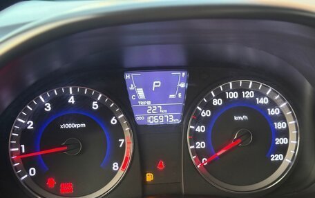 Hyundai Solaris II рестайлинг, 2012 год, 855 000 рублей, 31 фотография