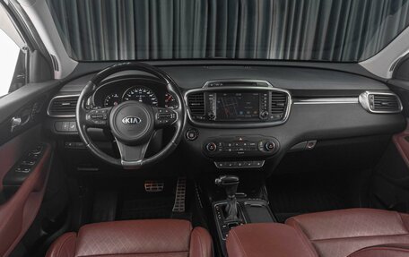 KIA Sorento III Prime рестайлинг, 2017 год, 2 999 000 рублей, 10 фотография