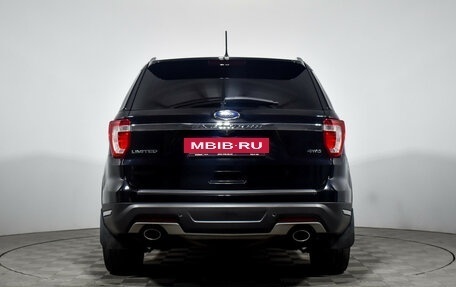 Ford Explorer VI, 2018 год, 2 600 000 рублей, 6 фотография