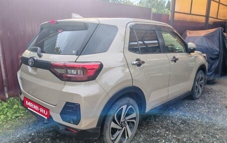 Toyota Raize I, 2020 год, 2 100 000 рублей, 4 фотография