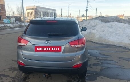 Hyundai ix35 I рестайлинг, 2014 год, 1 120 000 рублей, 3 фотография