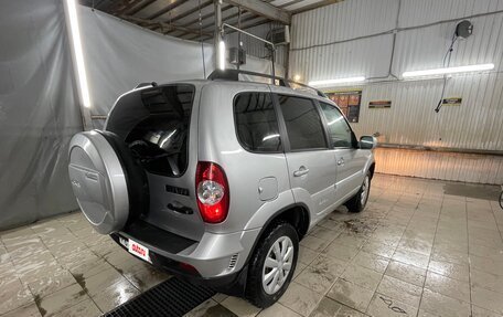 Chevrolet Niva I рестайлинг, 2011 год, 480 000 рублей, 6 фотография