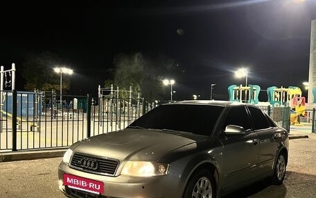 Audi A4, 2002 год, 450 000 рублей, 2 фотография