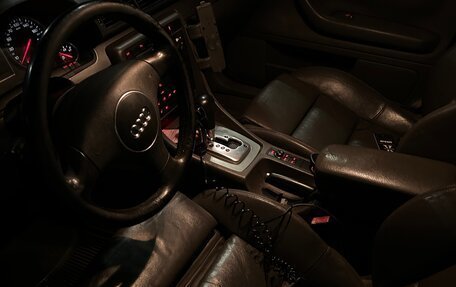 Audi A4, 2002 год, 450 000 рублей, 4 фотография